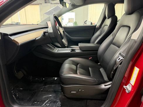 Used 2021 Tesla Model Y Long Range AWD/4WD image 11