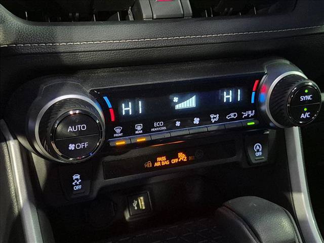 Used 2024 Toyota RAV4 XLE FWD image 19