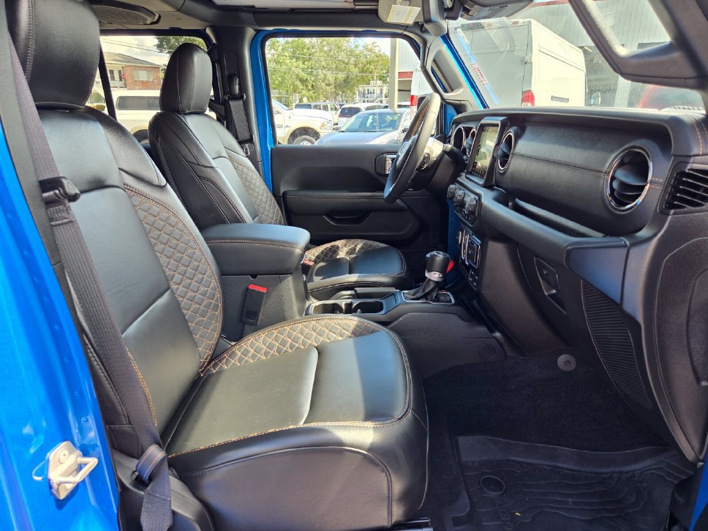 Certified 2023 Jeep Wrangler Unlimited Sahara AWD/4WD image 22