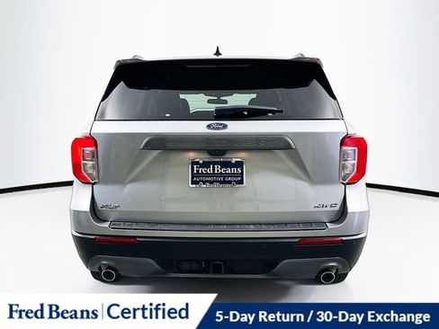 Used 2023 Ford Explorer XLT w/ Equipment Group 202A AWD/4WD image 7