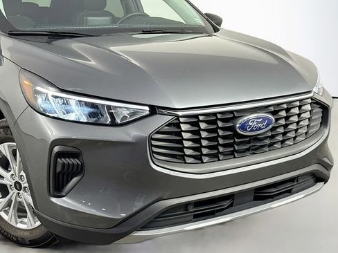 Used 2024 Ford Escape Active image 40