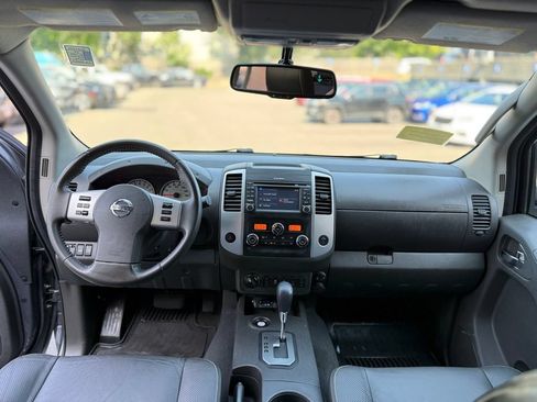 Used 2020 Nissan Frontier PRO-4X AWD/4WD image 11