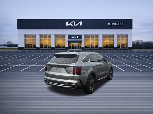 Certified 2021 Kia Sorento S FWD image 6