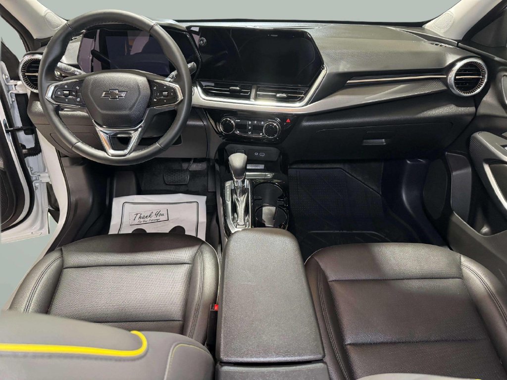 Used 2025 Chevrolet Trax ACTIV w/ Sunroof Package FWD image 20