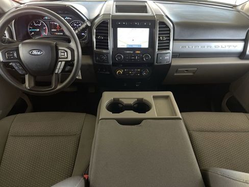 Used 2020 Ford F250 XLT w/ XLT Premium Package image 19
