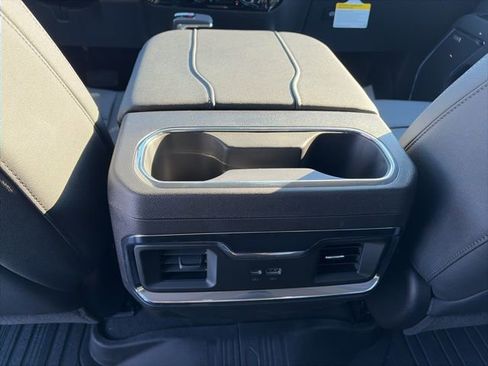 New 2026 GMC Sierra 1500 Elevation w/ Elevation Premium Package AWD/4WD image 13