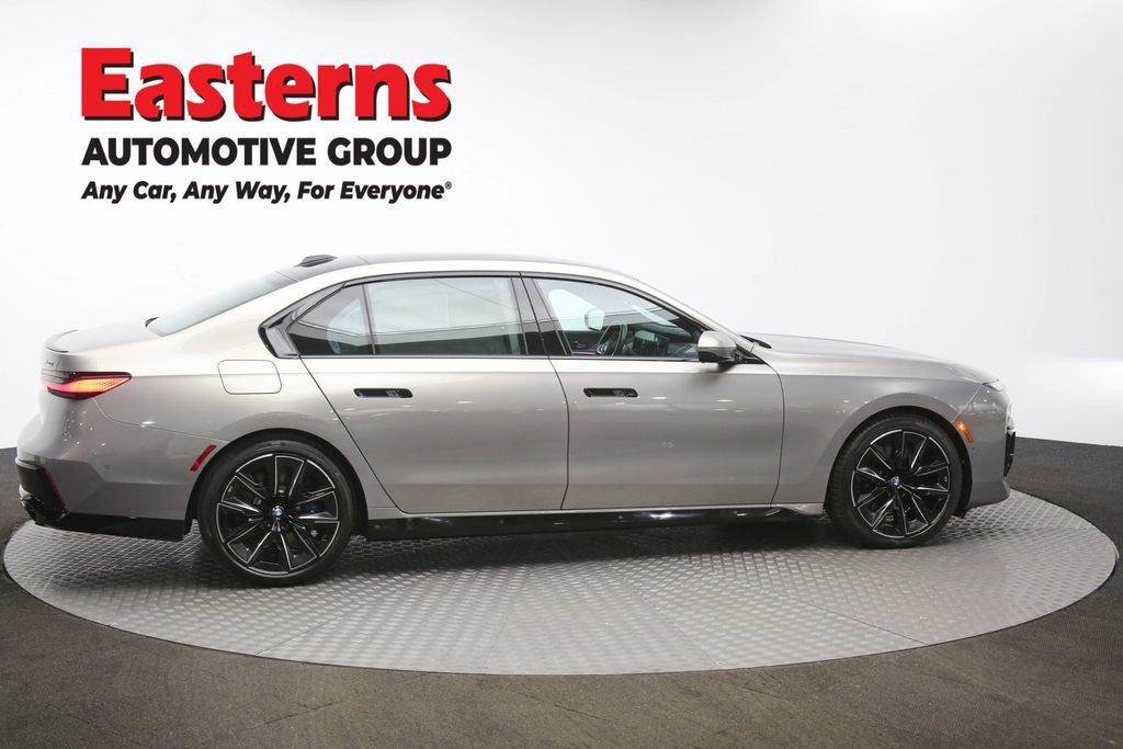 Used 2023 BMW 760i xDrive w/ Executive Package AWD/4WD image 50