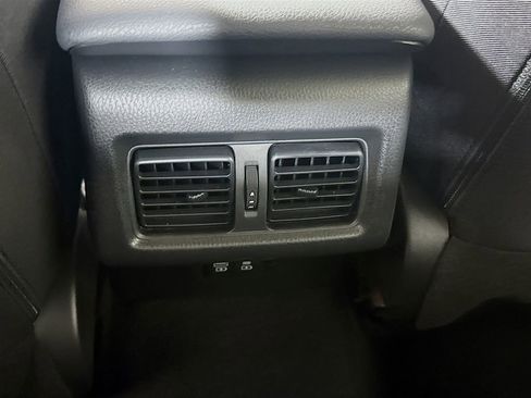 Used 2025 Toyota Camry LE image 23