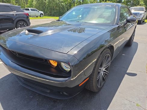 Used 2019 Dodge Challenger GT w/ Blacktop Package RWD image 1