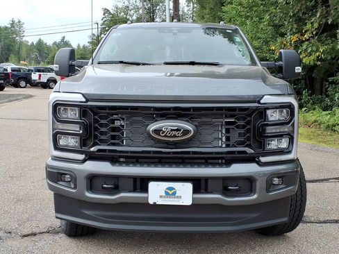 New 2026 Ford F250 XLT w/ XLT Premium Package AWD/4WD image 3
