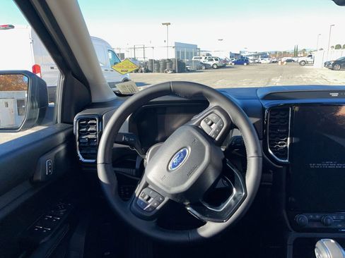 New 2025 Ford Ranger XLT w/ Equipment Group 301A High image 28