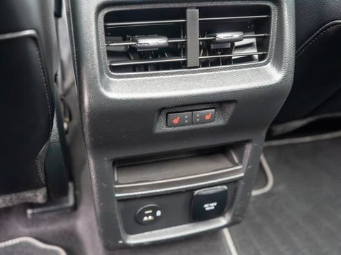 Used 2022 Ford Edge ST w/ Equipment Group 401A AWD/4WD image 17