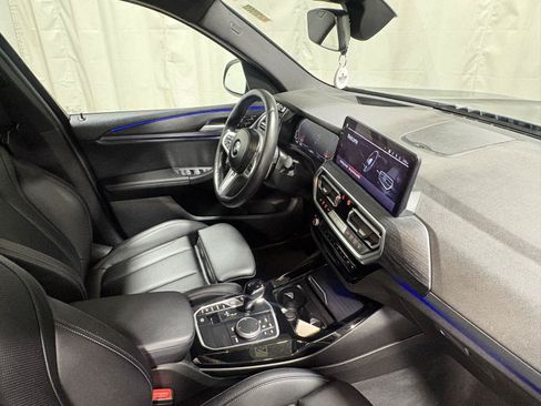 Used 2024 BMW X3 xDrive30i w/ Premium Package AWD/4WD image 7