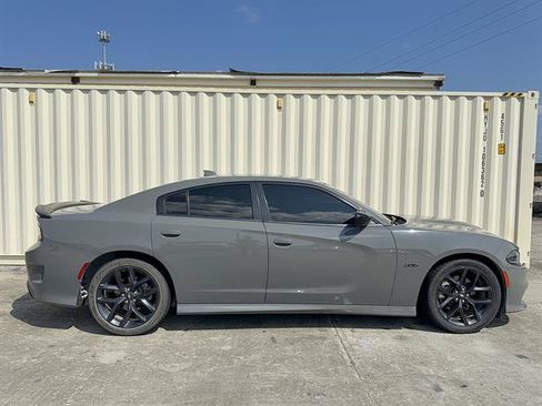 Used 2023 Dodge Charger R/T w/ Blacktop Package RWD image 2