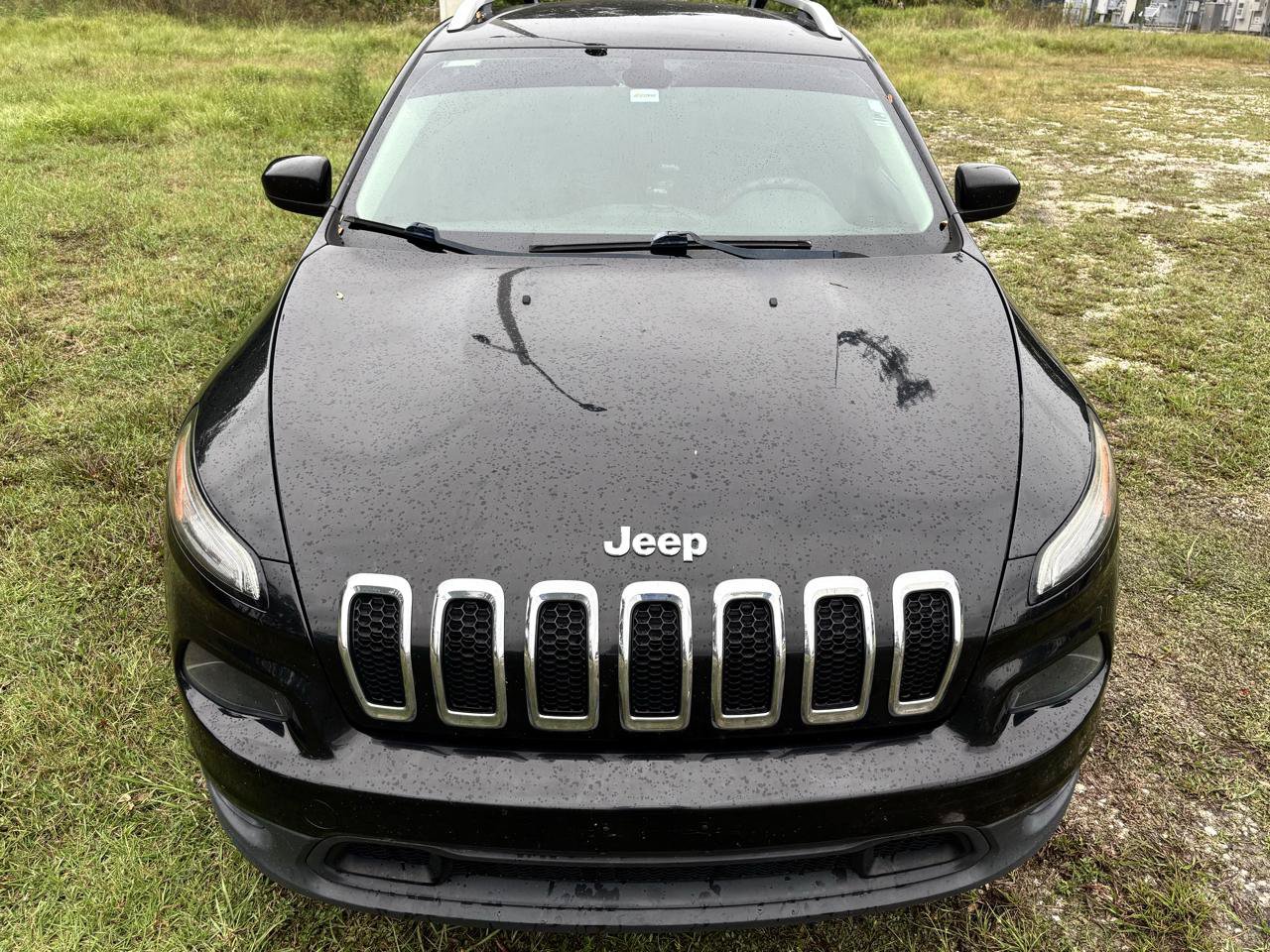 Used 2014 Jeep Cherokee Latitude AWD/4WD image 9