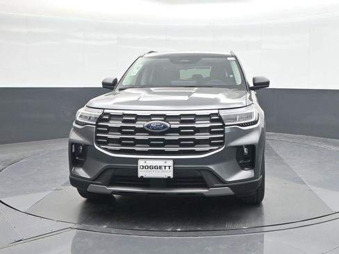 New 2026 Ford Explorer Active w/ Active Comfort Package image 5