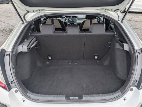 Used 2018 Honda Civic Sport image 7