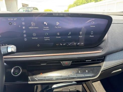 Used 2024 Buick Envision Sport Touring AWD/4WD image 29