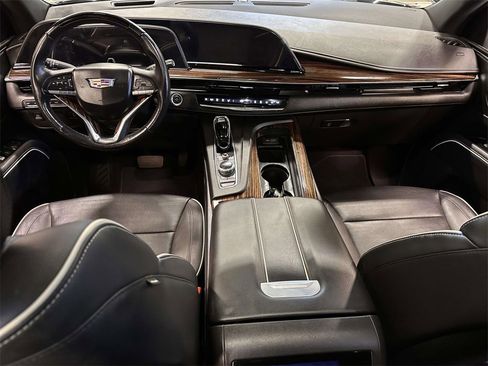 Used 2023 Cadillac Escalade Premium Luxury image 20