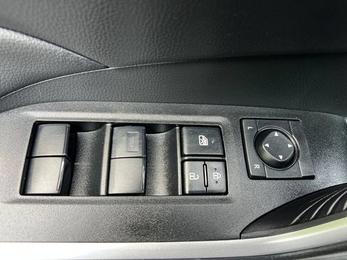 Used 2025 Toyota RAV4 LE AWD/4WD image 12