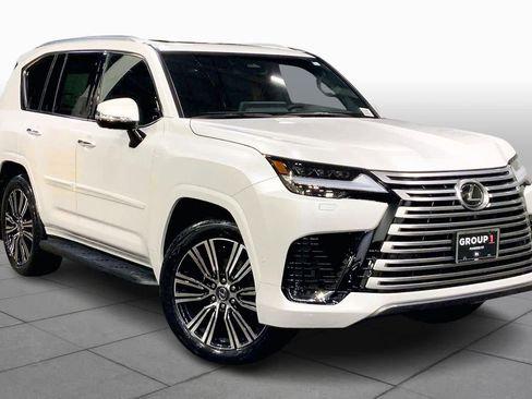 New 2026 Lexus LX 700h Luxury image 2