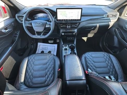 Certified 2024 Ford Escape ST-Line Elite w/ Premium Technology Package image 13