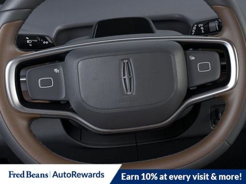 New 2026 Lincoln Navigator L Reserve AWD/4WD image 13