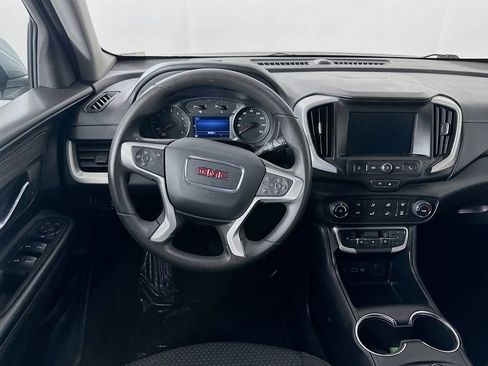 Used 2024 GMC Terrain SLE FWD image 26
