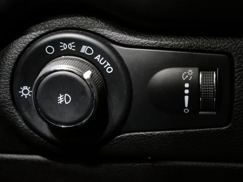 Used 2022 Dodge Durango GT image 15