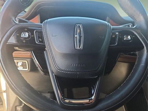 Used 2023 Lincoln Aviator Reserve w/ Equipment Group 201A image 31