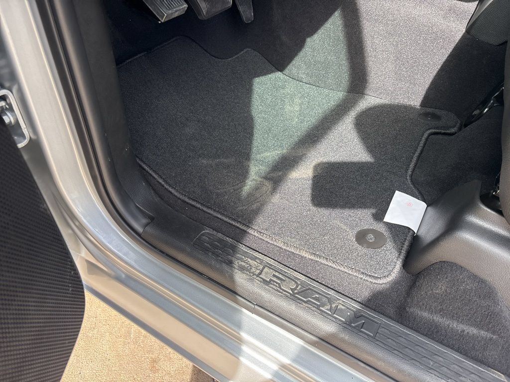 New 2026 RAM 3500 Big Horn AWD/4WD image 16