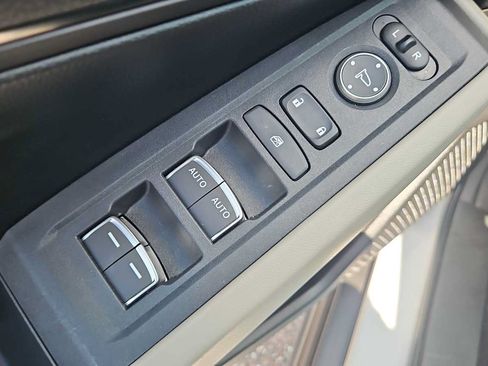 Certified 2025 Honda Accord LX image 15