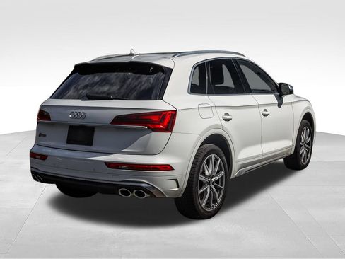 Used 2021 Audi SQ5 Premium Plus w/ Premium Plus Package AWD/4WD image 4