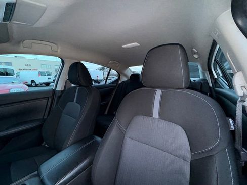 Used 2022 Nissan Sentra SV FWD image 24