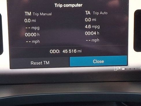 Used 2022 Volvo XC60 B5 Momentum w/ Climate Package AWD/4WD image 25