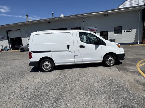 Used 2017 Chevrolet City Express LS image 8