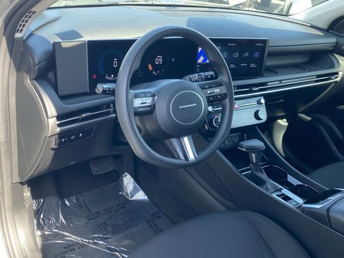 Used 2025 Hyundai Tucson SEL image 14