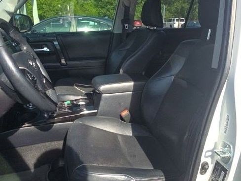 Used 2019 Toyota 4Runner Limited AWD/4WD image 19
