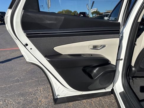 Used 2023 Hyundai Tucson SEL w/ Convenience Package image 32