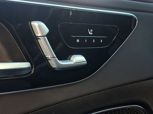 Certified 2025 Mercedes-Benz C 43 AMG 4MATIC Sedan image 24