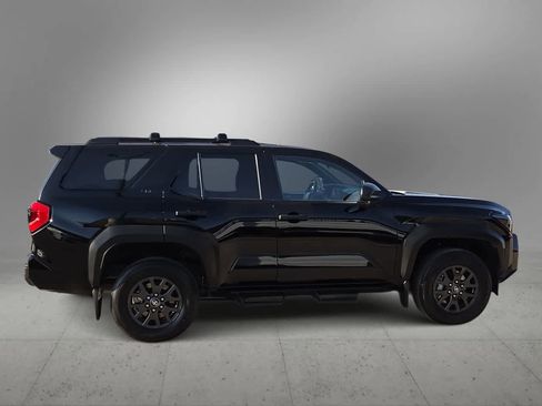 Used 2025 Toyota 4Runner SR5 image 8