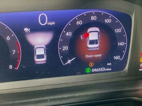 Used 2023 Honda Accord EX image 13