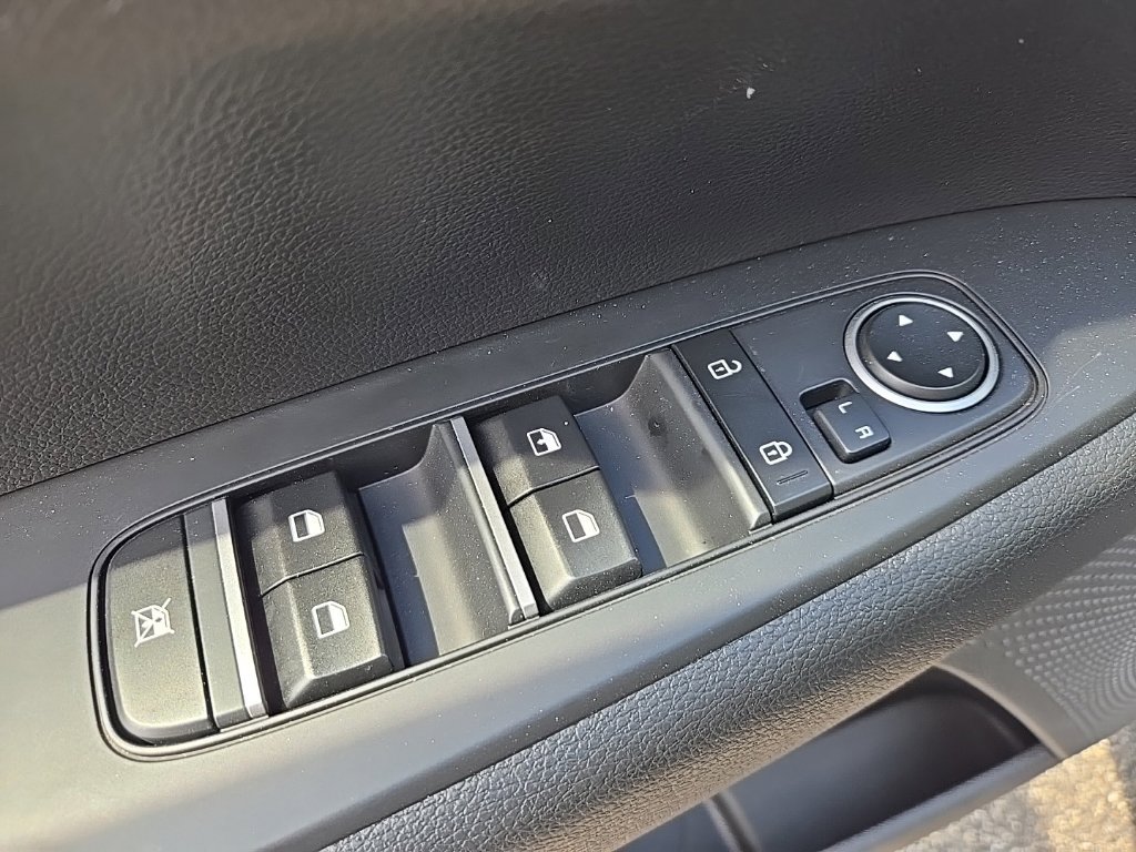 Used 2024 Kia Forte LXS w/ LXS Technology Package FWD image 22