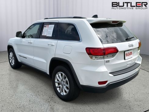Used 2021 Jeep Grand Cherokee Laredo RWD image 4