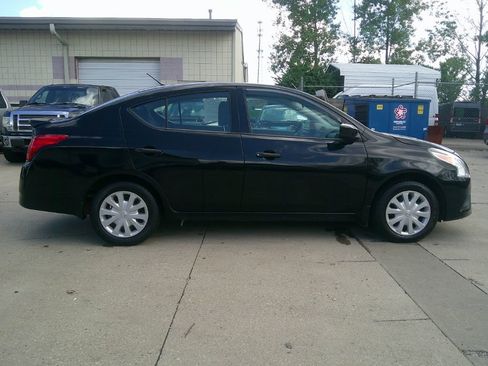 Used 2018 Nissan Versa S Plus image 8