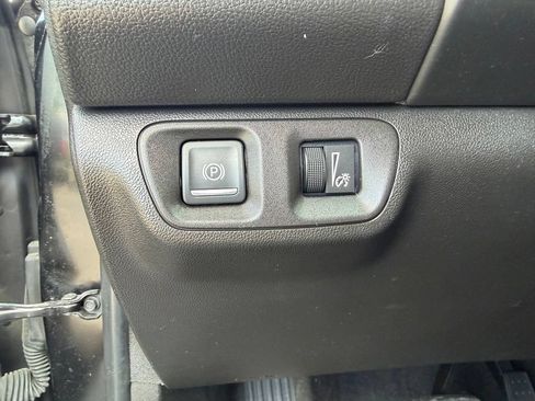Used 2019 GMC Acadia SLE w/ Driver Alert Package I AWD/4WD image 16