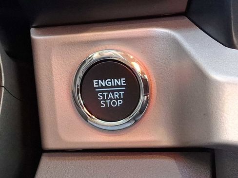 New 2026 Ford F250 XLT w/ XLT Premium Package image 19