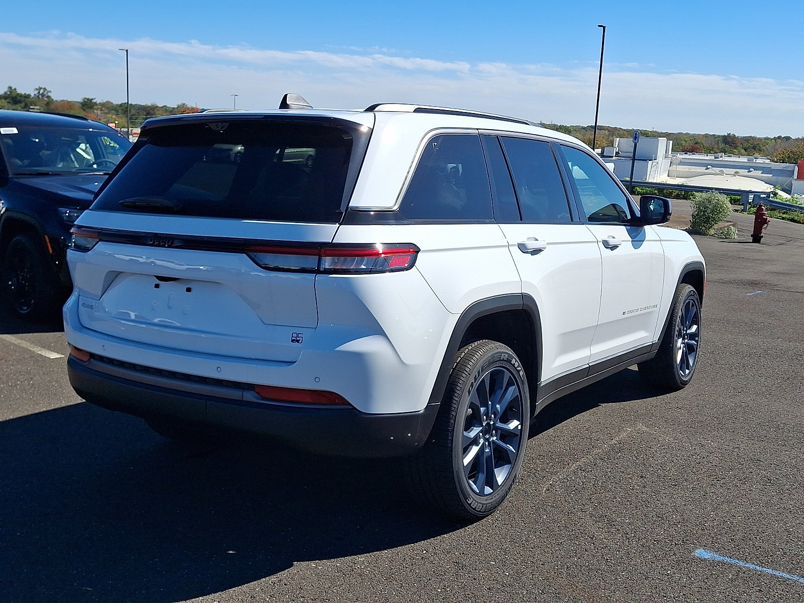New 2026 Jeep Grand Cherokee Limited AWD/4WD image 4