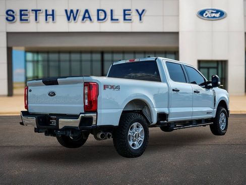 Used 2025 Ford F250 XLT w/ FX4 Off-Road Package AWD/4WD image 7