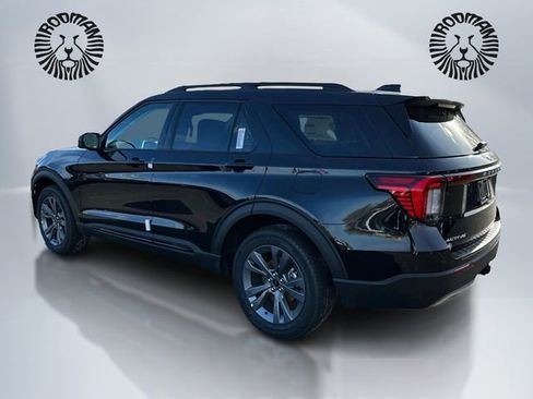 New 2026 Ford Explorer Active w/ Active Comfort Package image 7